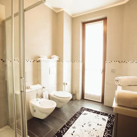 Ca' Colomba 农家乐 San Damiano dʼAsti